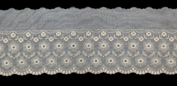 Pizzo Ricamo Su Cotone