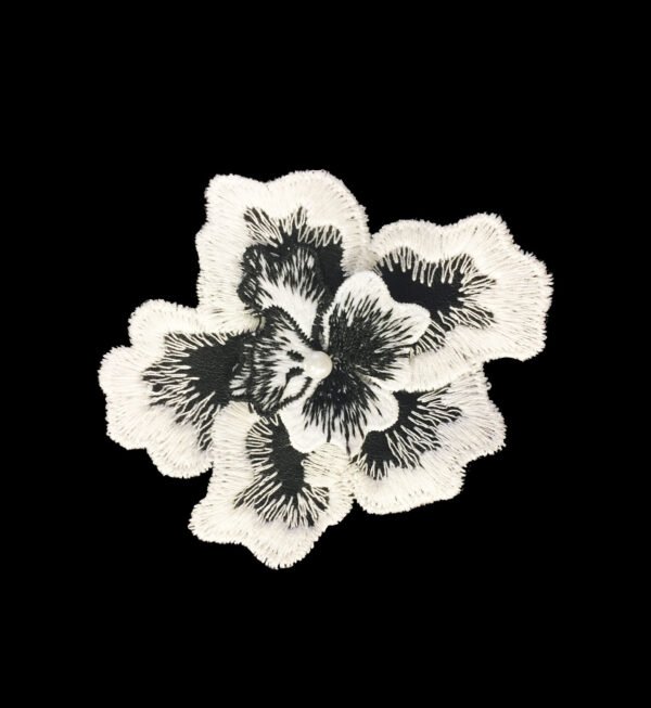 Applicazione Fiore Doppio Ricamato